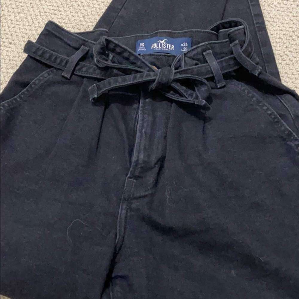 Black paper bag mom jeans